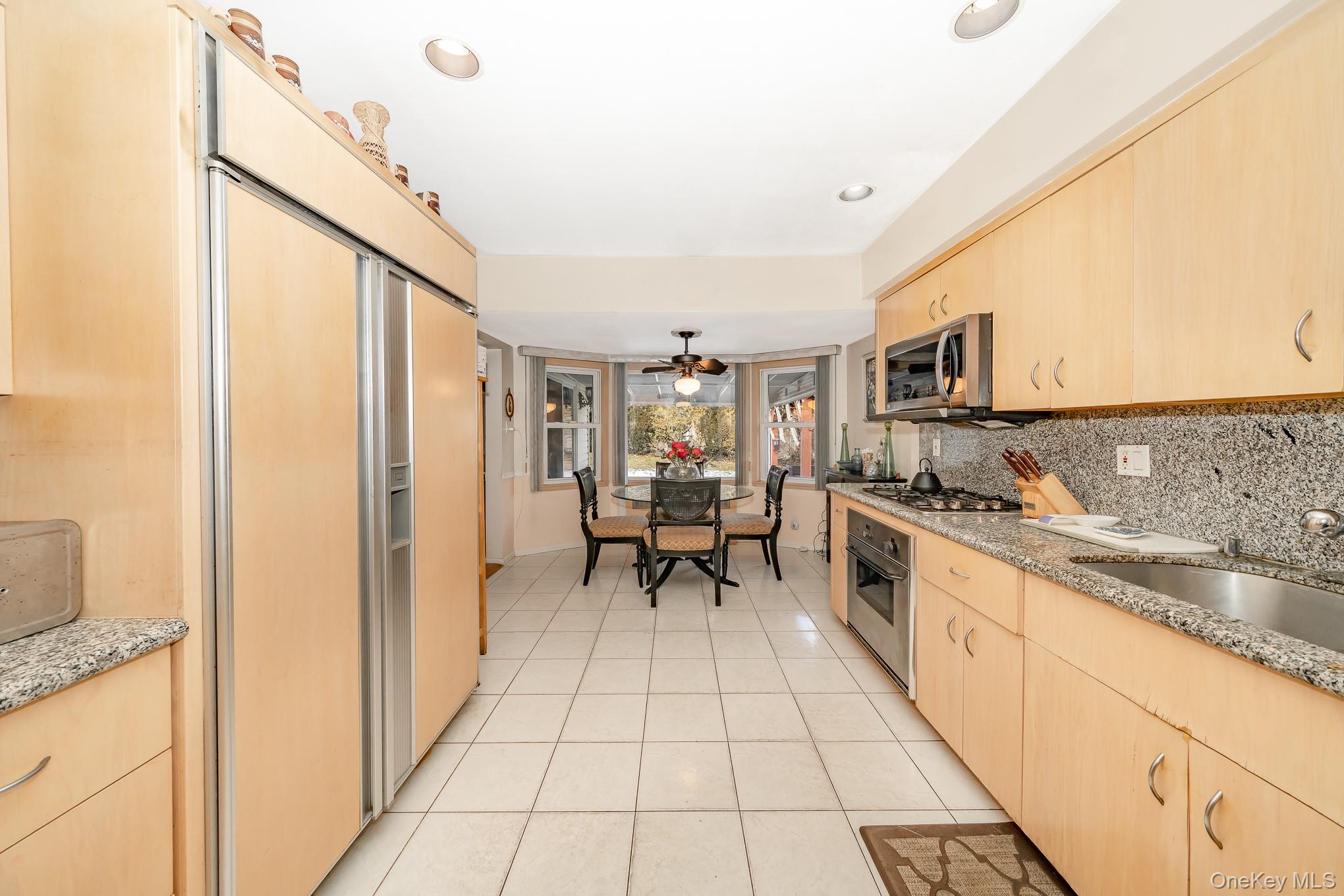 824 Lawrence Court, West Hempstead, NY 11552