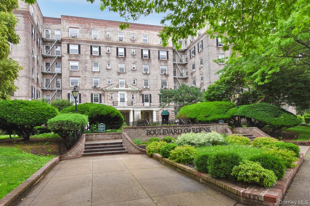 55-23 31st Avenue # 3H, Woodside, NY 11377