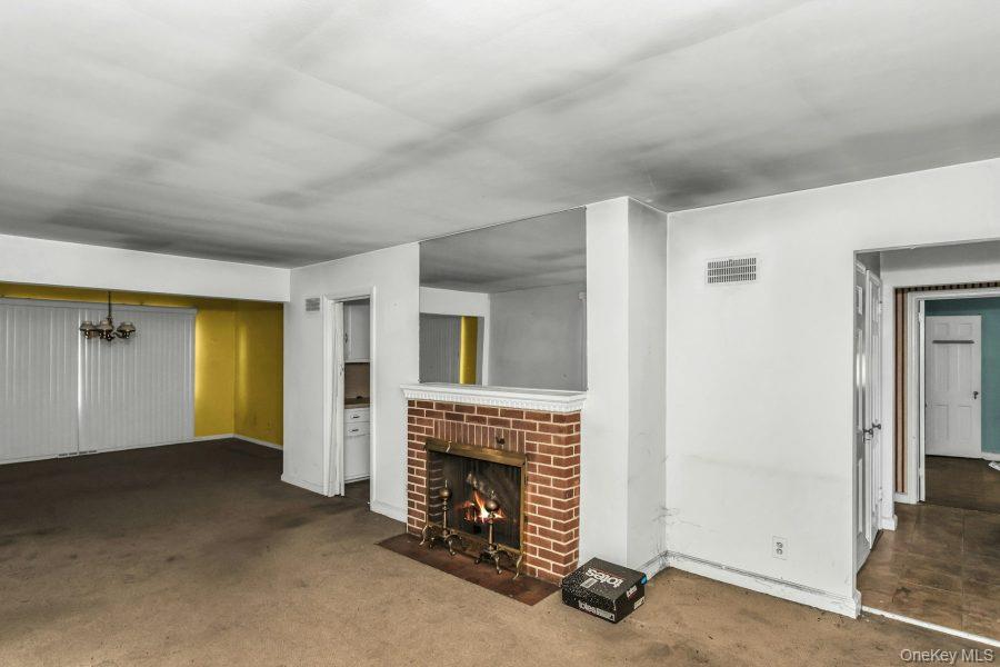 252 Toronto Avenue, Massapequa, NY 11758