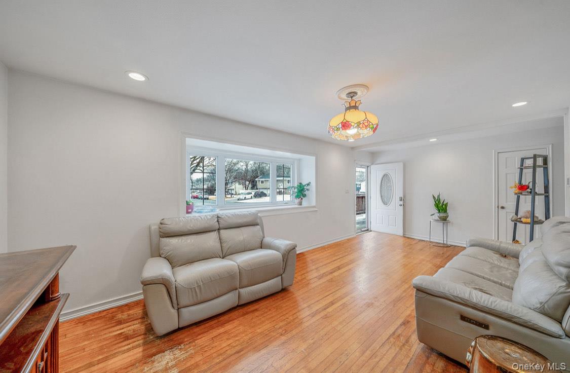 160 Stahley Street, Brentwood, NY 11717