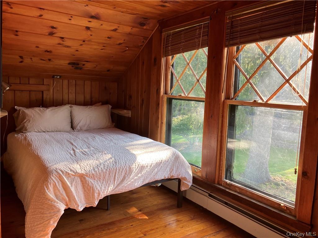 283 Lakeview Drive, Highland Lake, NY 12743