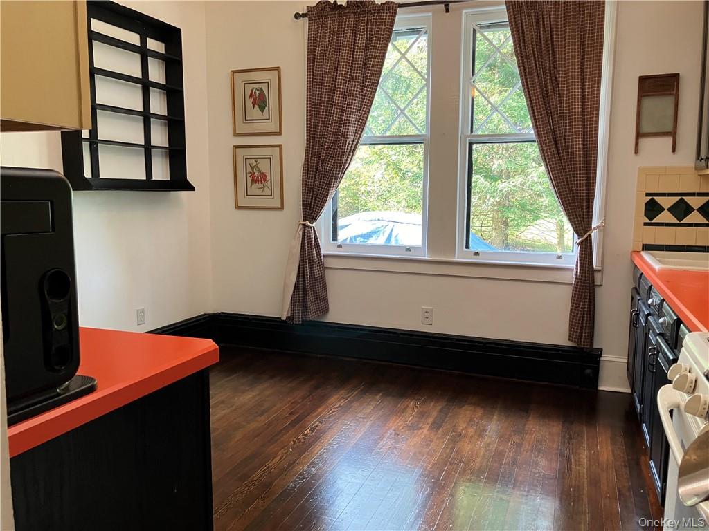 283 Lakeview Drive, Highland Lake, NY 12743