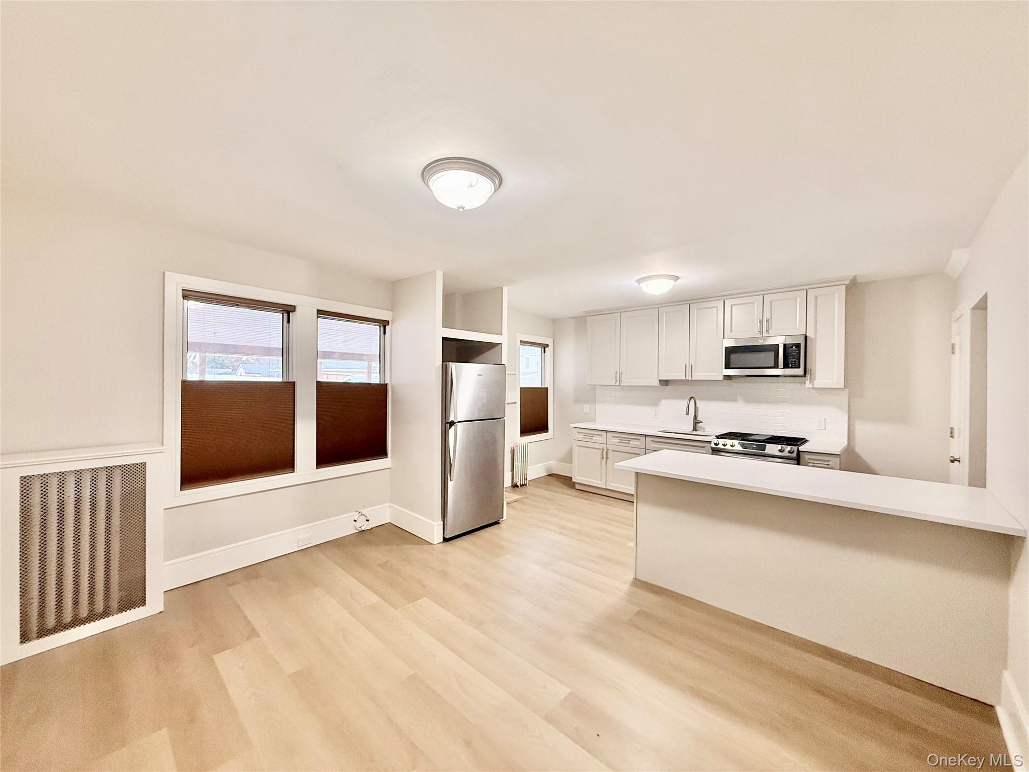 678 Willis Avenue # 1, Williston Park, NY 11596