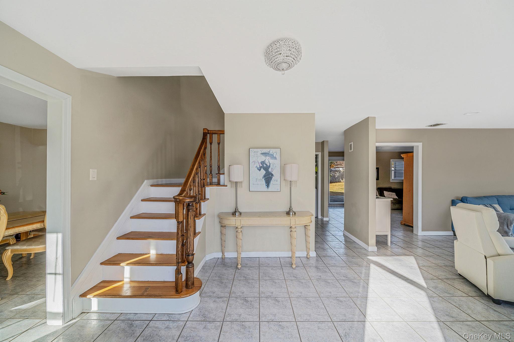 3 Mount Marcy Avenue, Farmingville, NY 11738