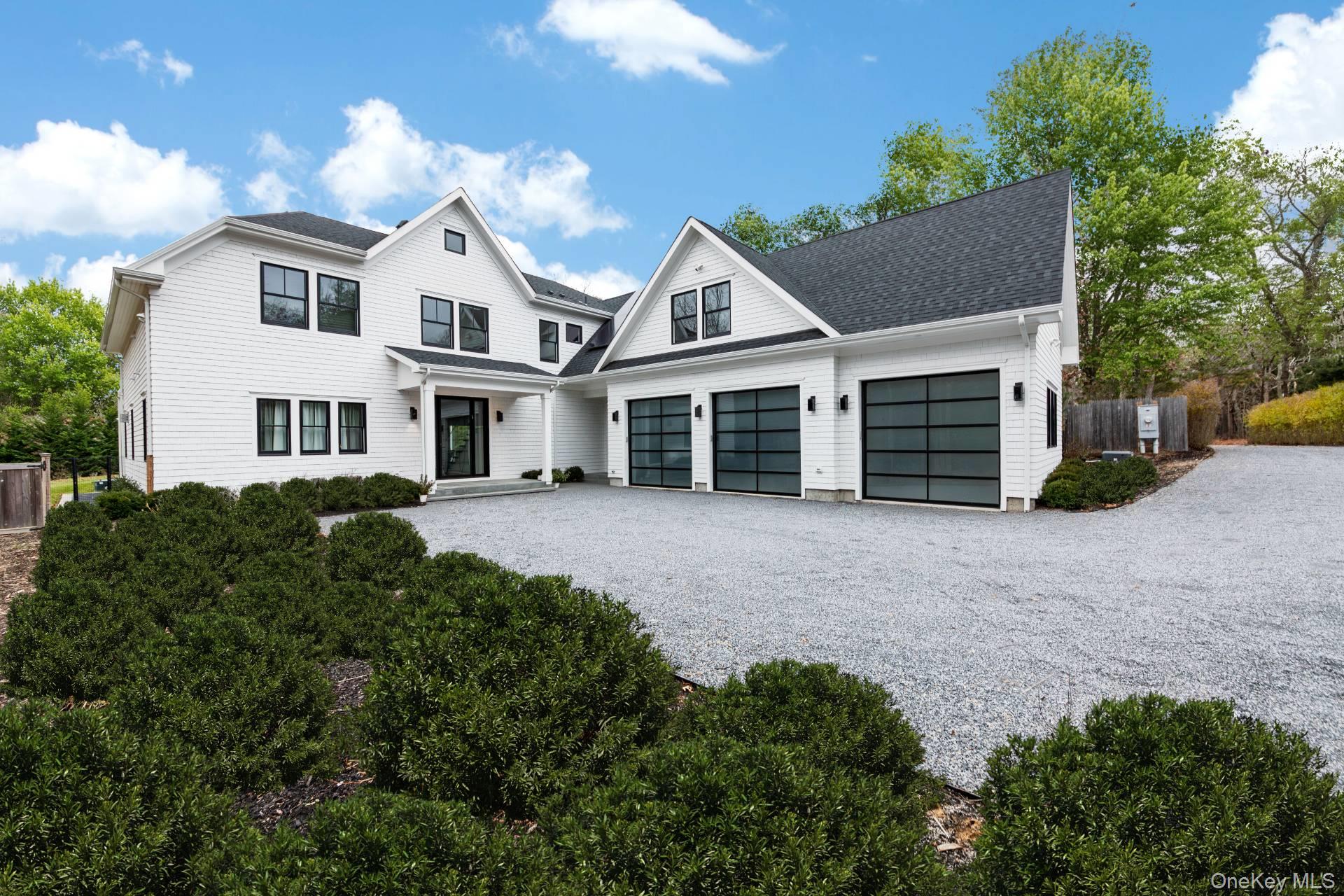 12 Central Avenue, East Hampton, NY 11937