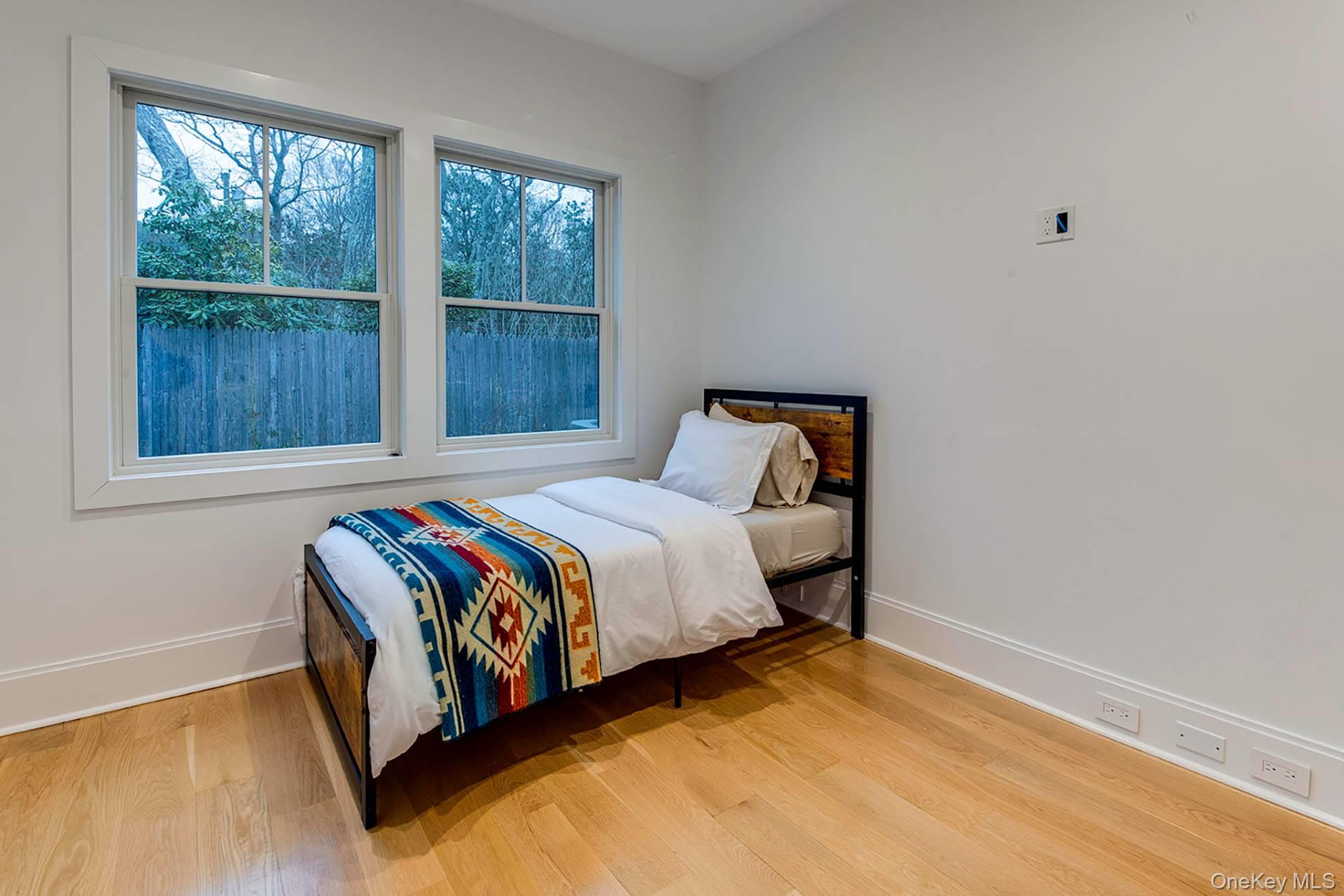 12 Central Avenue, East Hampton, NY 11937