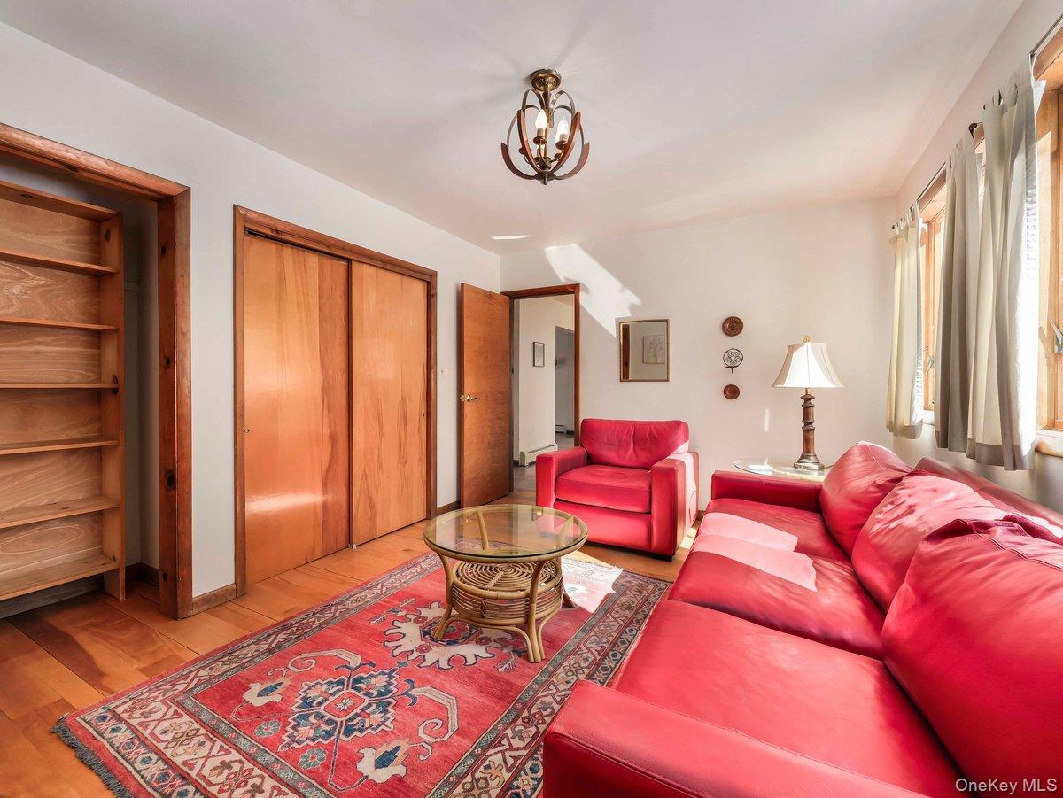 118 Split Rock Drive, Barryville, NY 12719