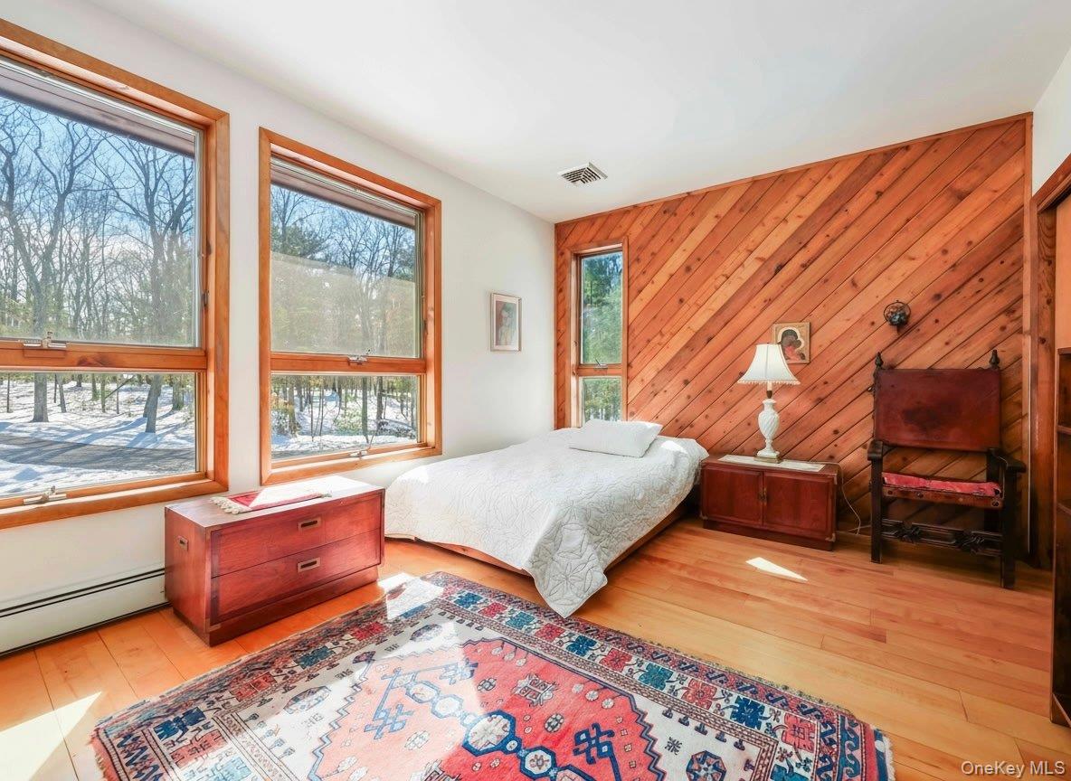 118 Split Rock Drive, Barryville, NY 12719