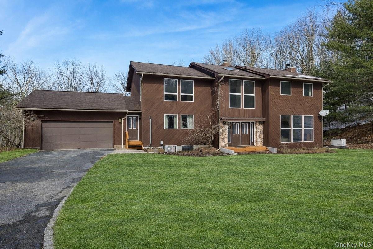 118 Split Rock Drive, Barryville, NY 12719