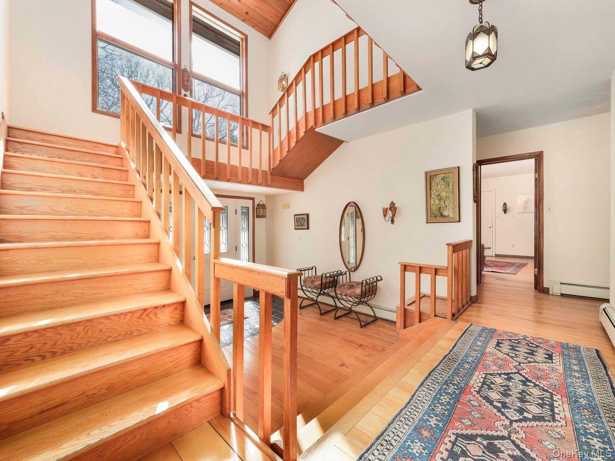 118 Split Rock Drive, Barryville, NY 12719