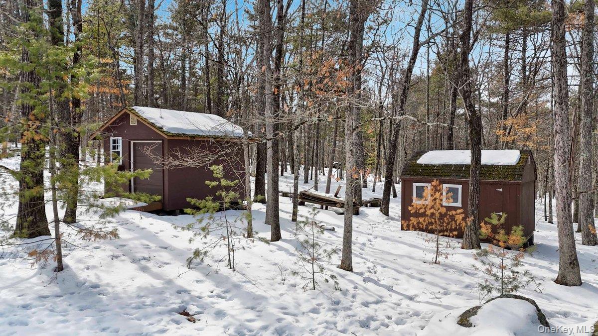 118 Split Rock Drive, Barryville, NY 12719