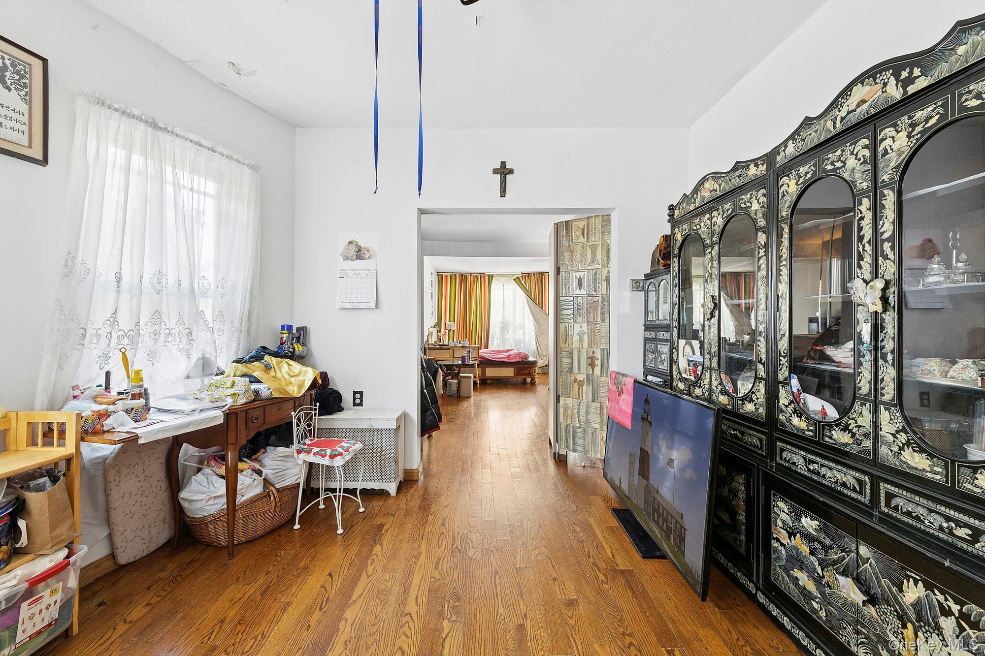 4363 160th Street, Flushing, NY 11358