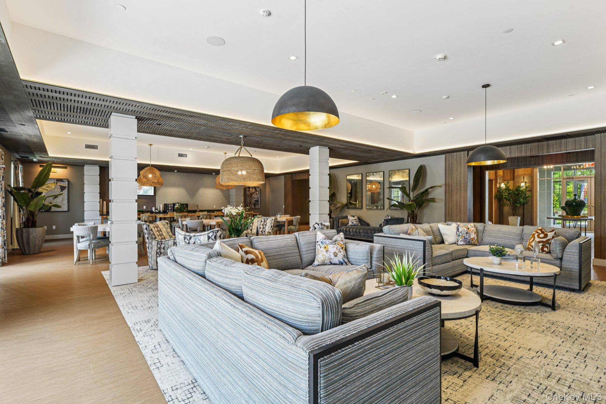 4180 Sunrise Highway, Oakdale, NY 11716