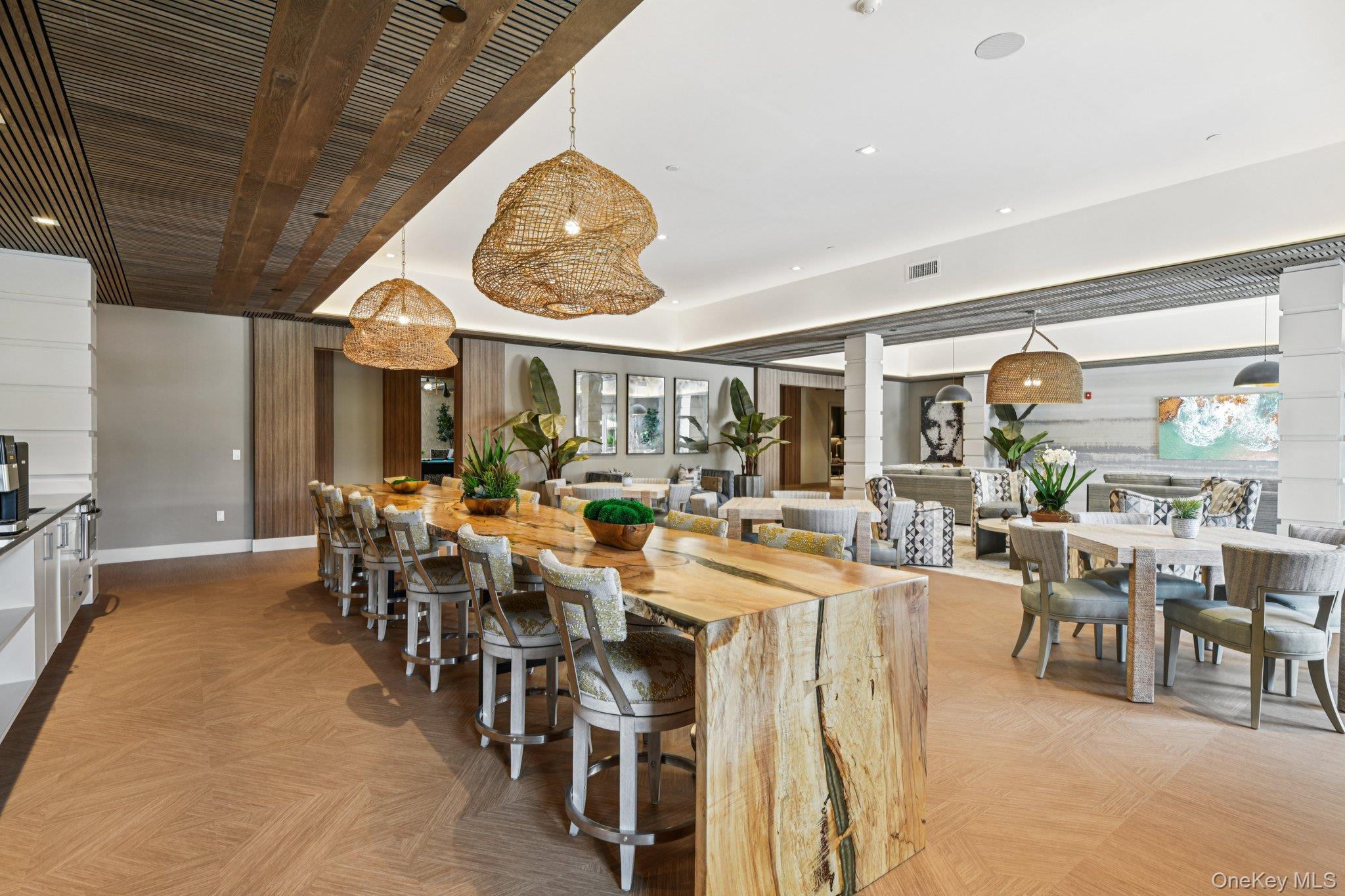 4180 Sunrise Highway, Oakdale, NY 11716