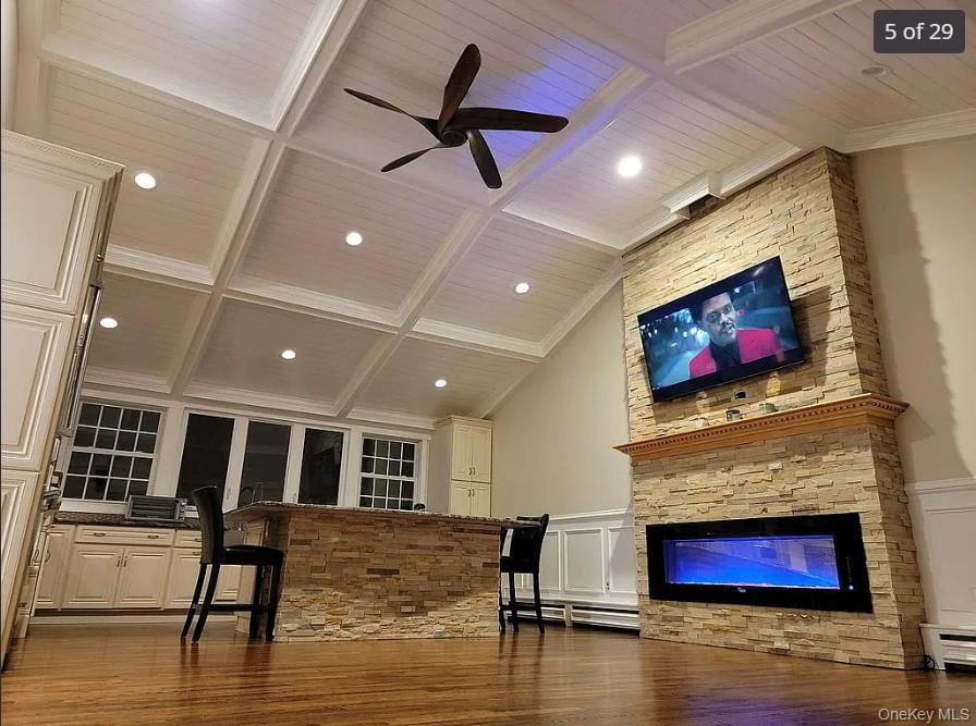 101 Hillside Road, Deer Park, NY 11729