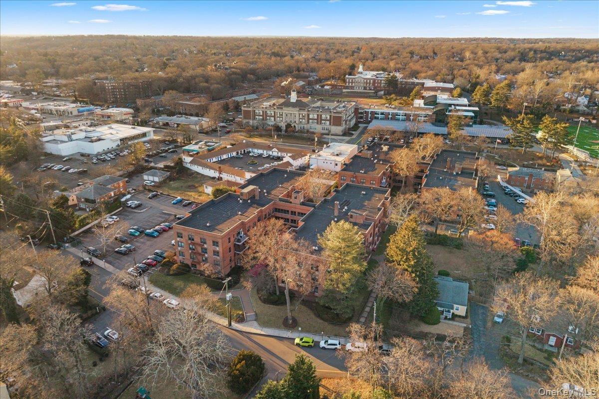 1015 Old Post Road # 2C, Mamaroneck, NY 10543