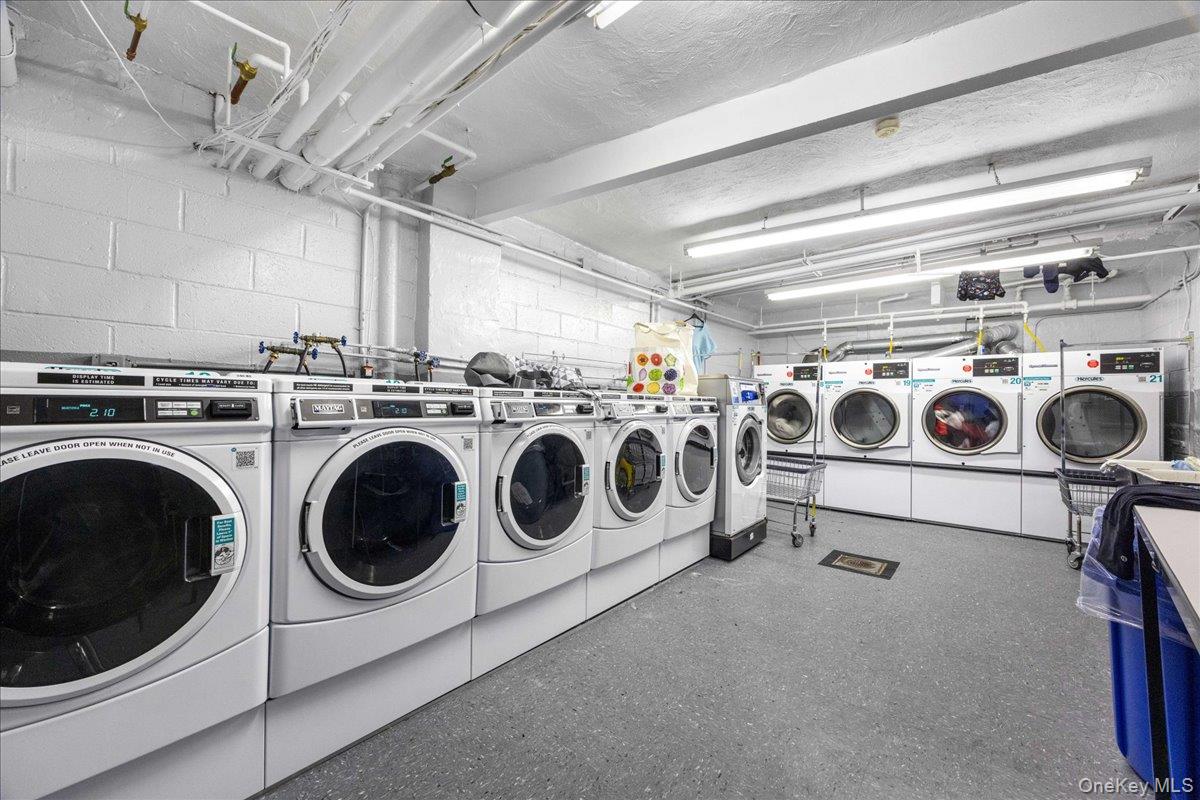 1015 Old Post Road # 2C, Mamaroneck, NY 10543