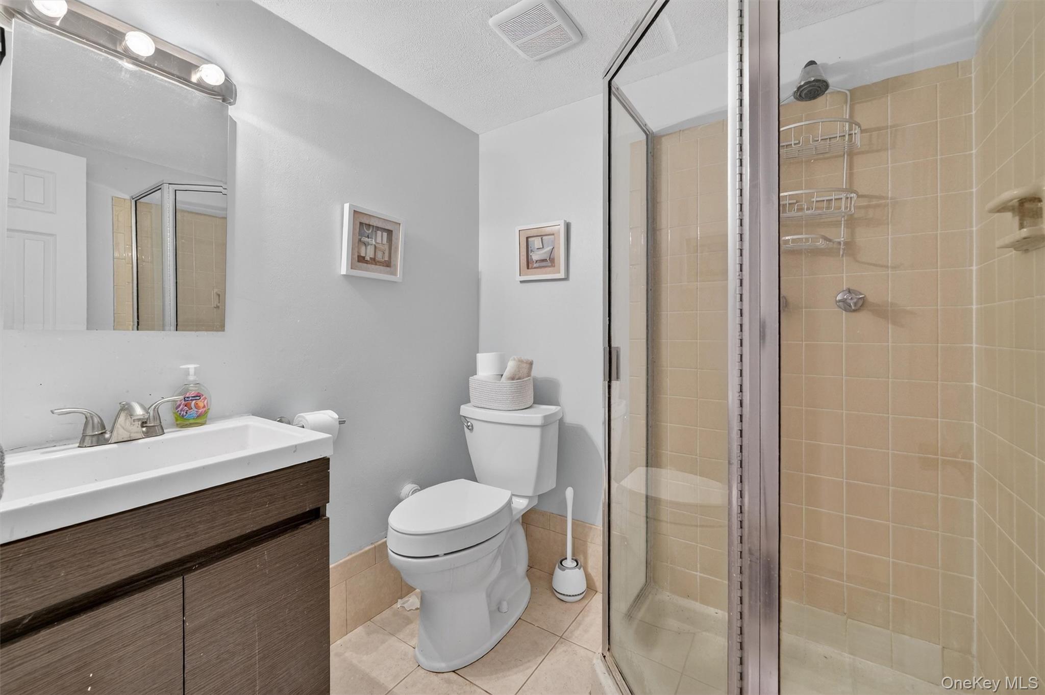 5 Raleigh Drive, New City, NY 10956