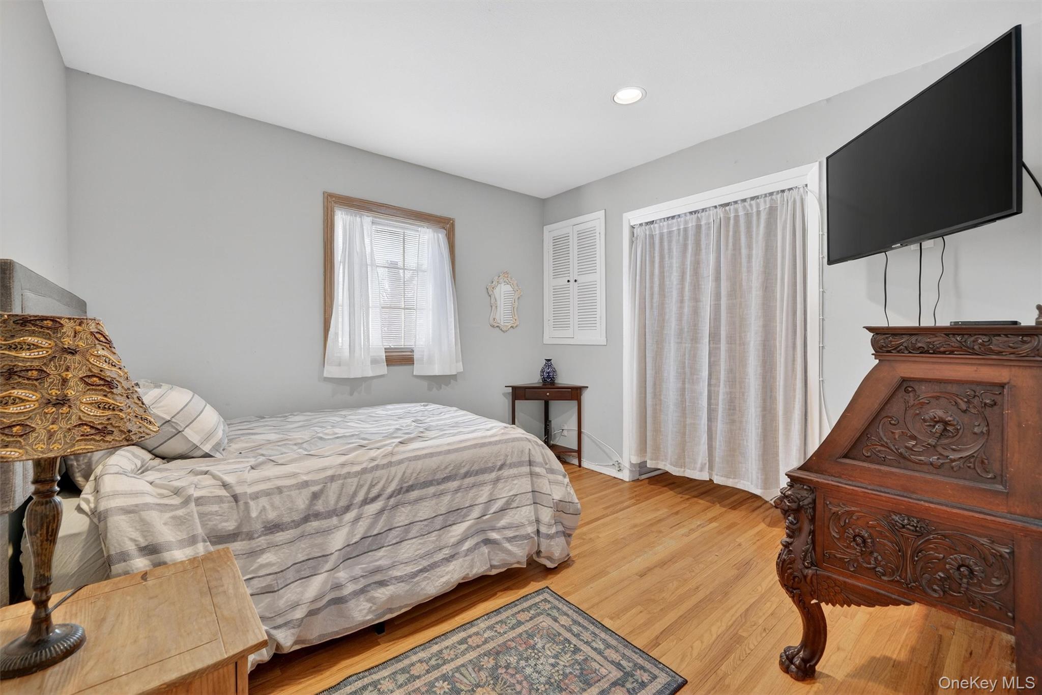 5 Raleigh Drive, New City, NY 10956