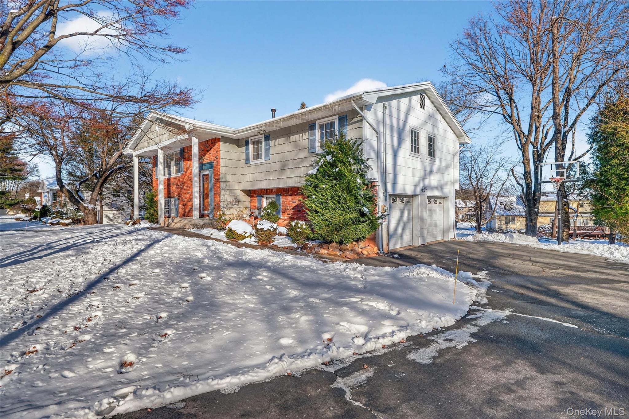 5 Raleigh Drive, New City, NY 10956