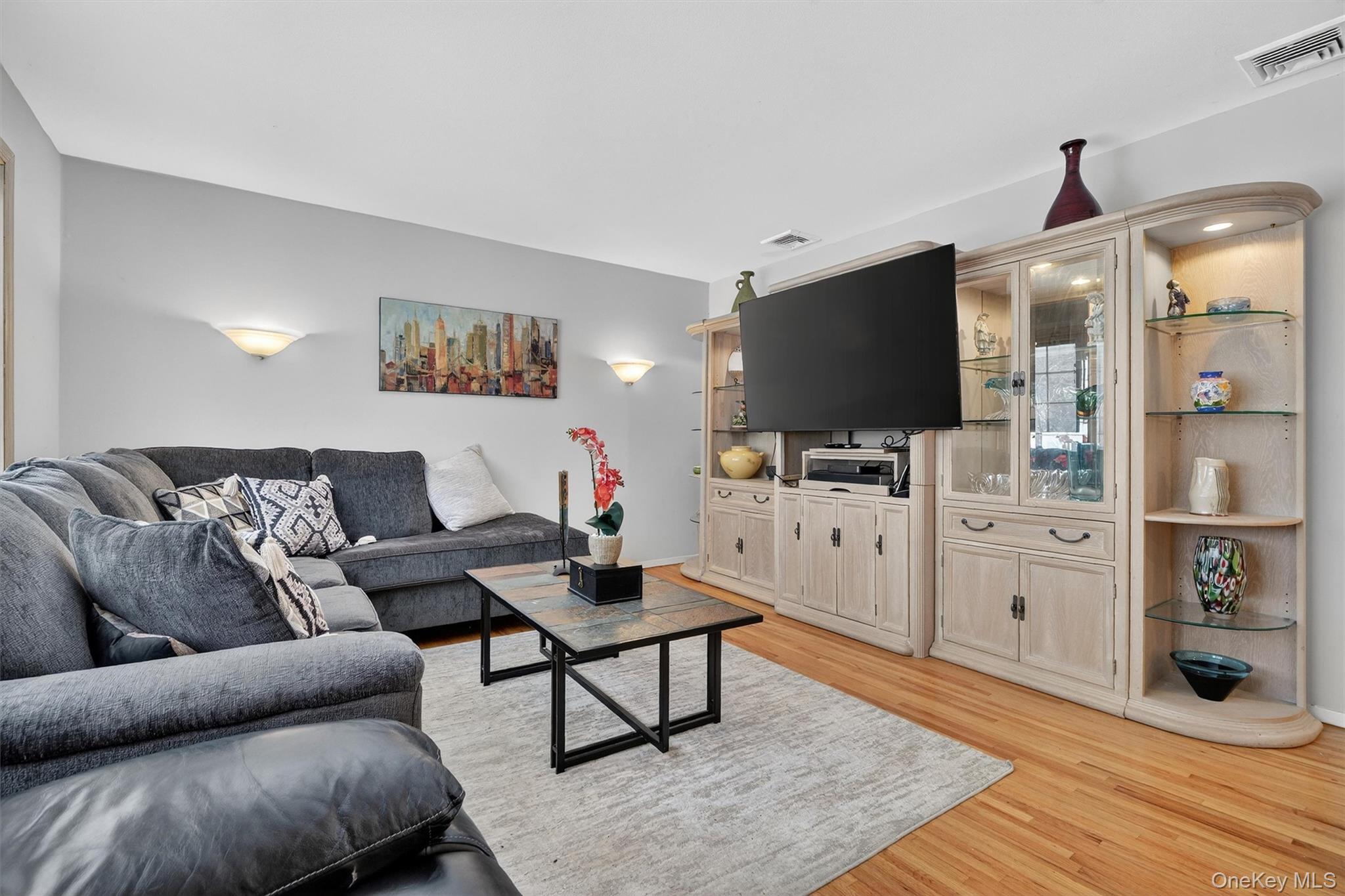 5 Raleigh Drive, New City, NY 10956