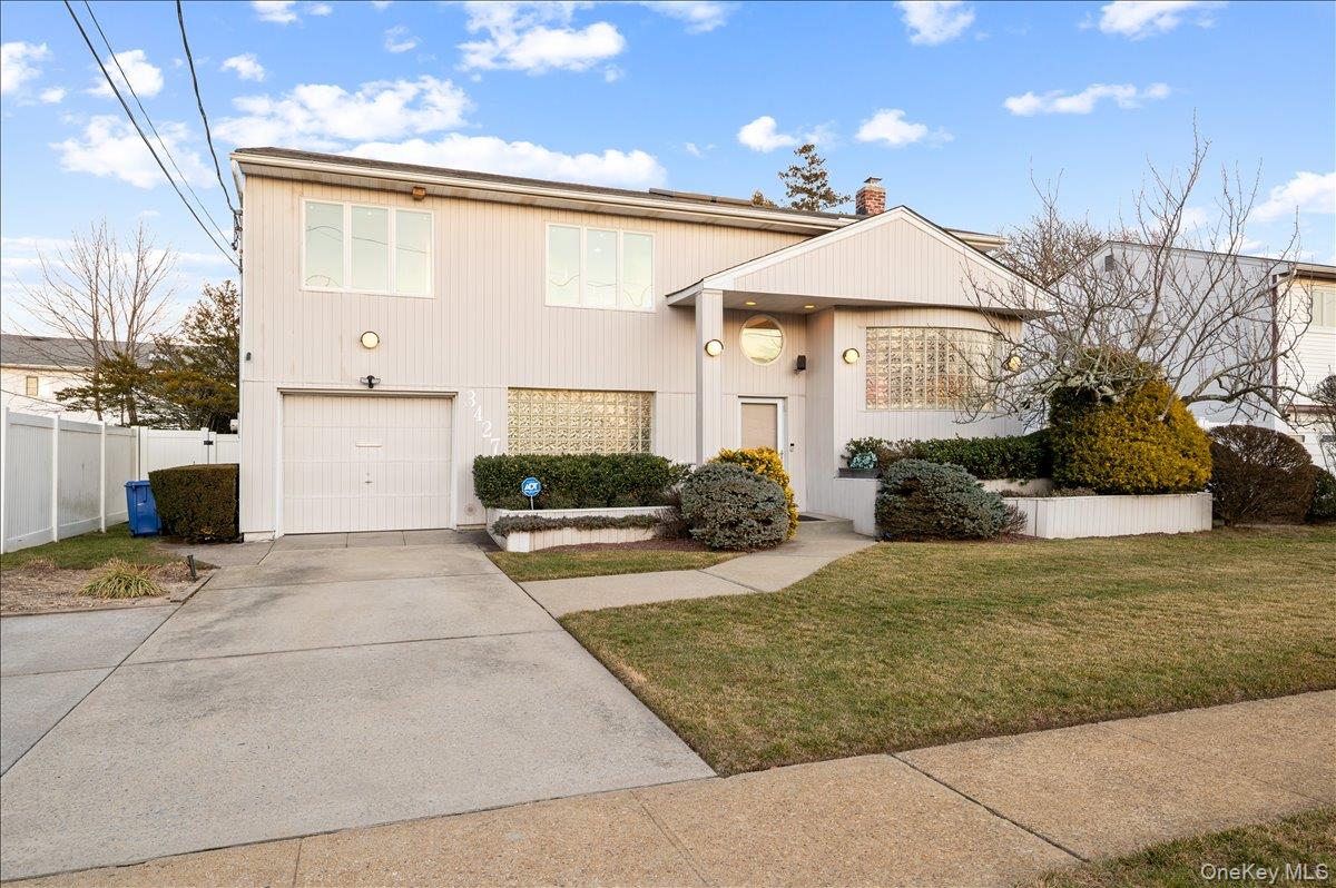 3427 Carey Lane, Baldwin, NY 11510