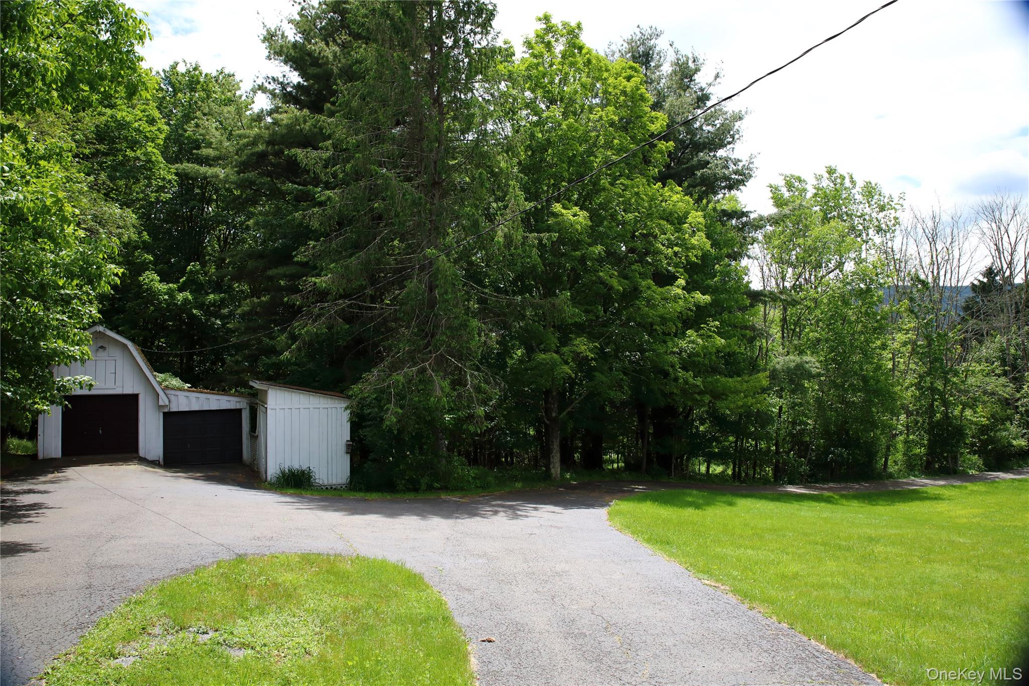 34 Old Road, Windham, NY 12496