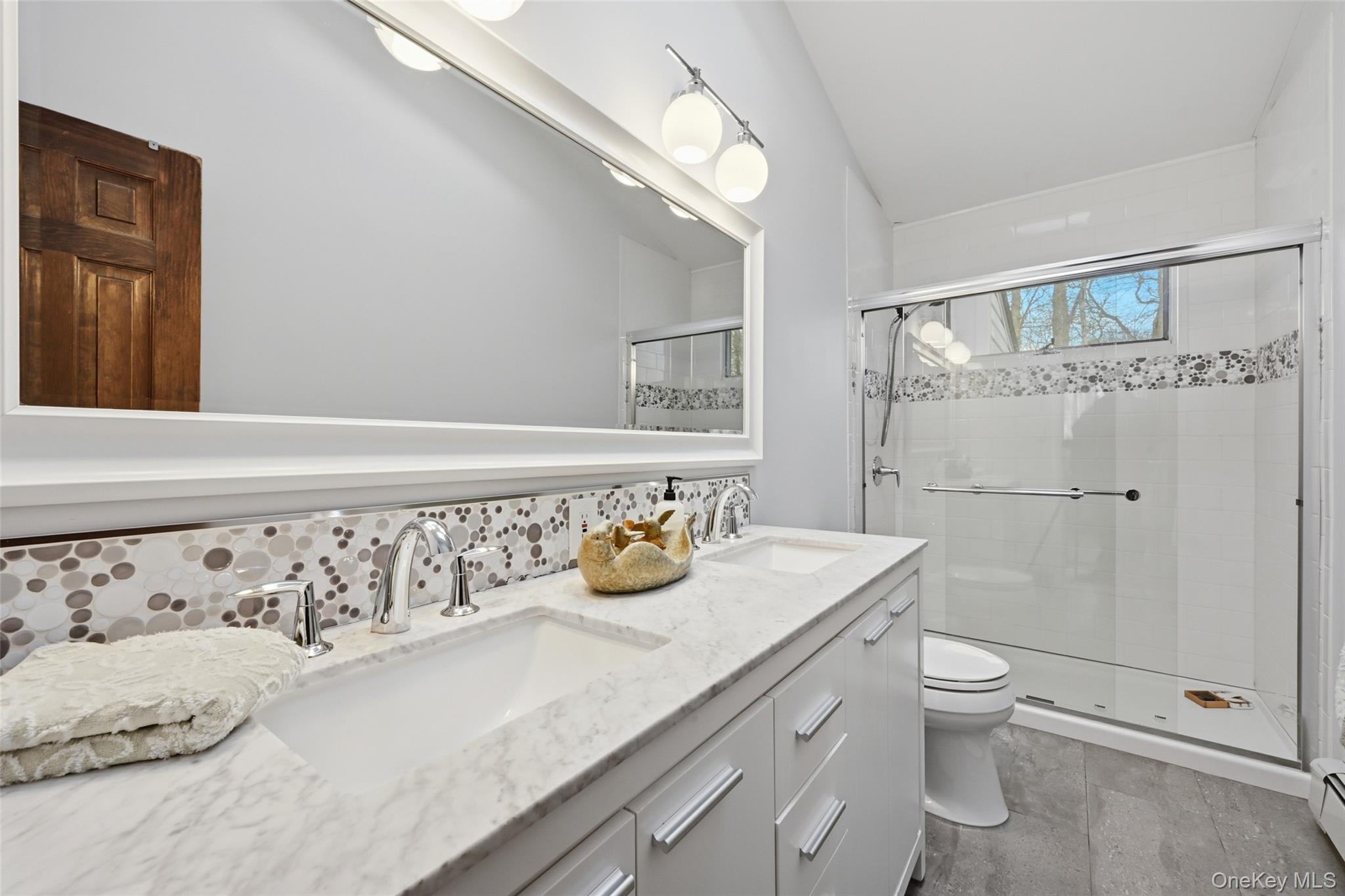 36 Oak Lane, Wading River, NY 11792