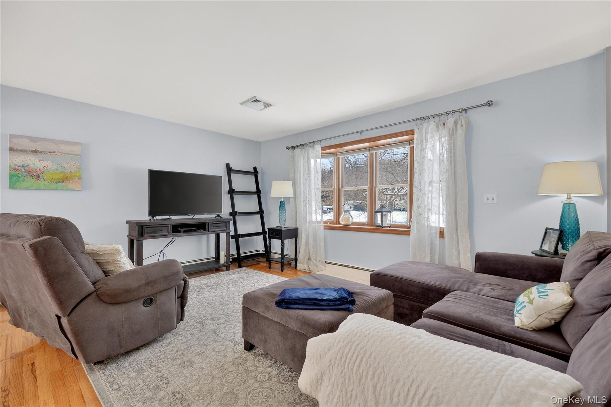 32 Louise Lane, Hopewell Junction, NY 12533