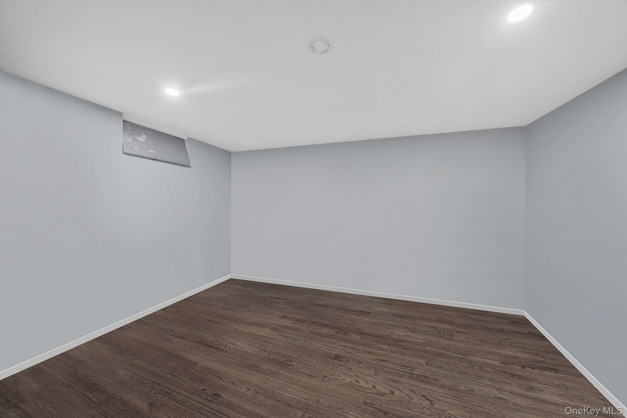 139 Madison Street, Mastic, NY 11950