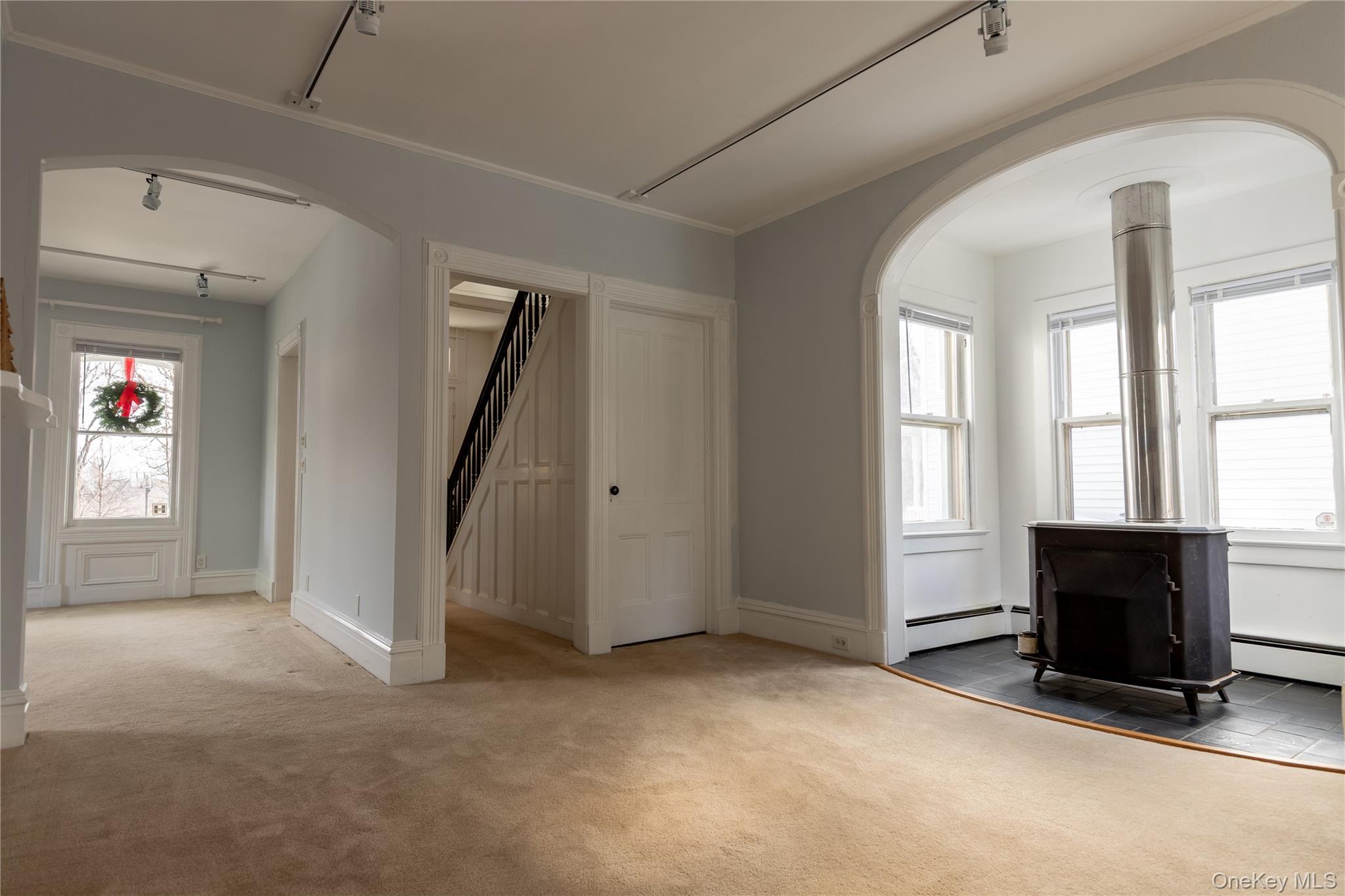 244 Broadway, Port Ewen, NY 12429