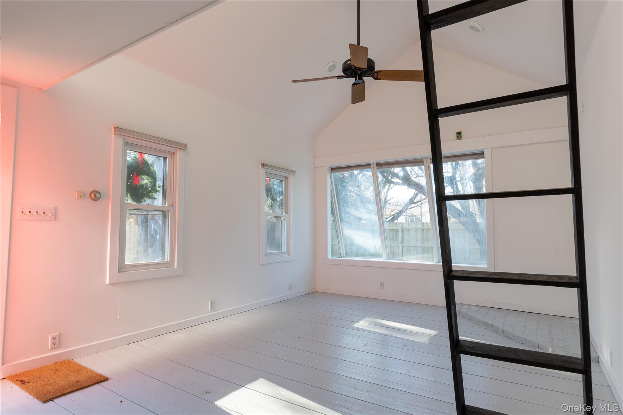 244 Broadway, Port Ewen, NY 12429