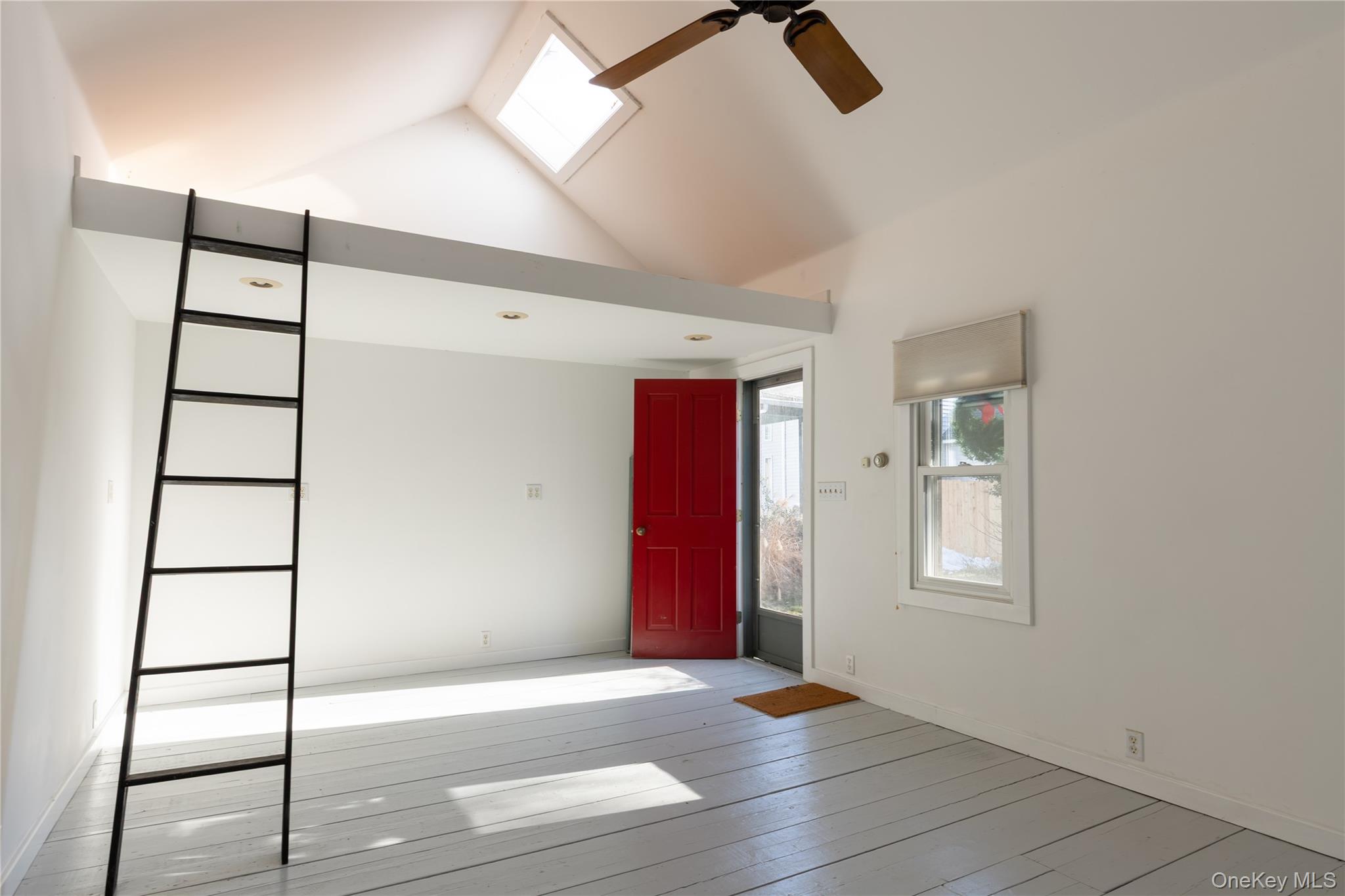 244 Broadway, Port Ewen, NY 12429