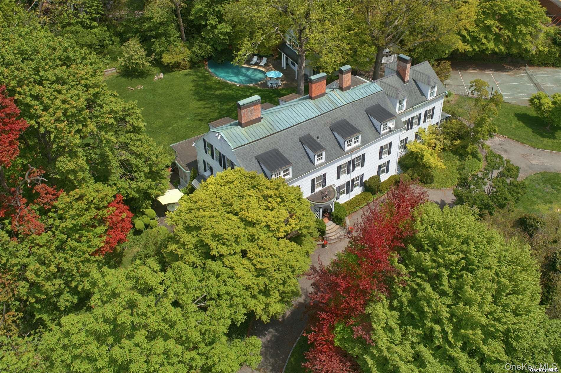 435 Bryant Avenue # HOUSE, Roslyn Harbor, NY 11576