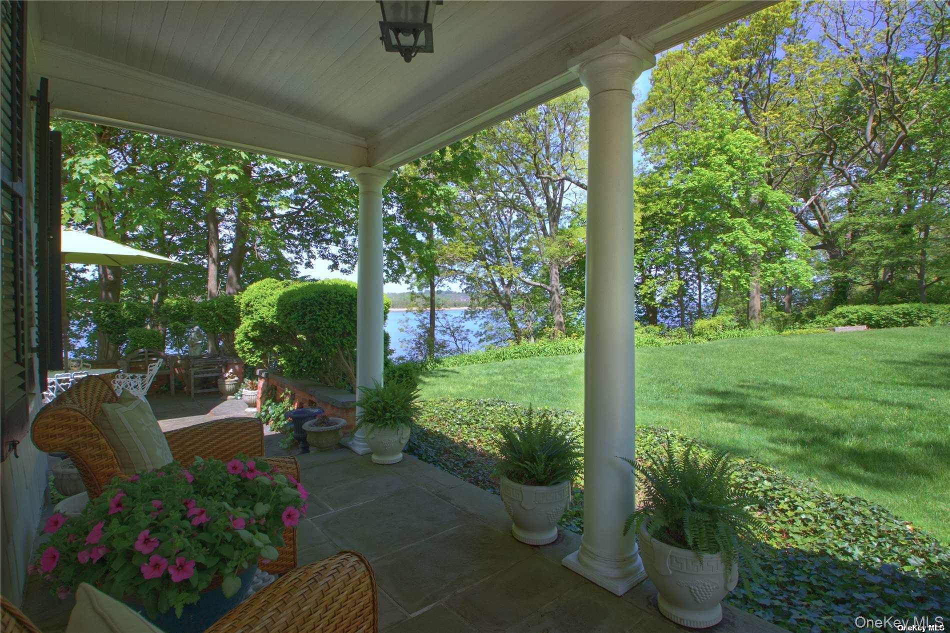 435 Bryant Avenue # HOUSE, Roslyn Harbor, NY 11576