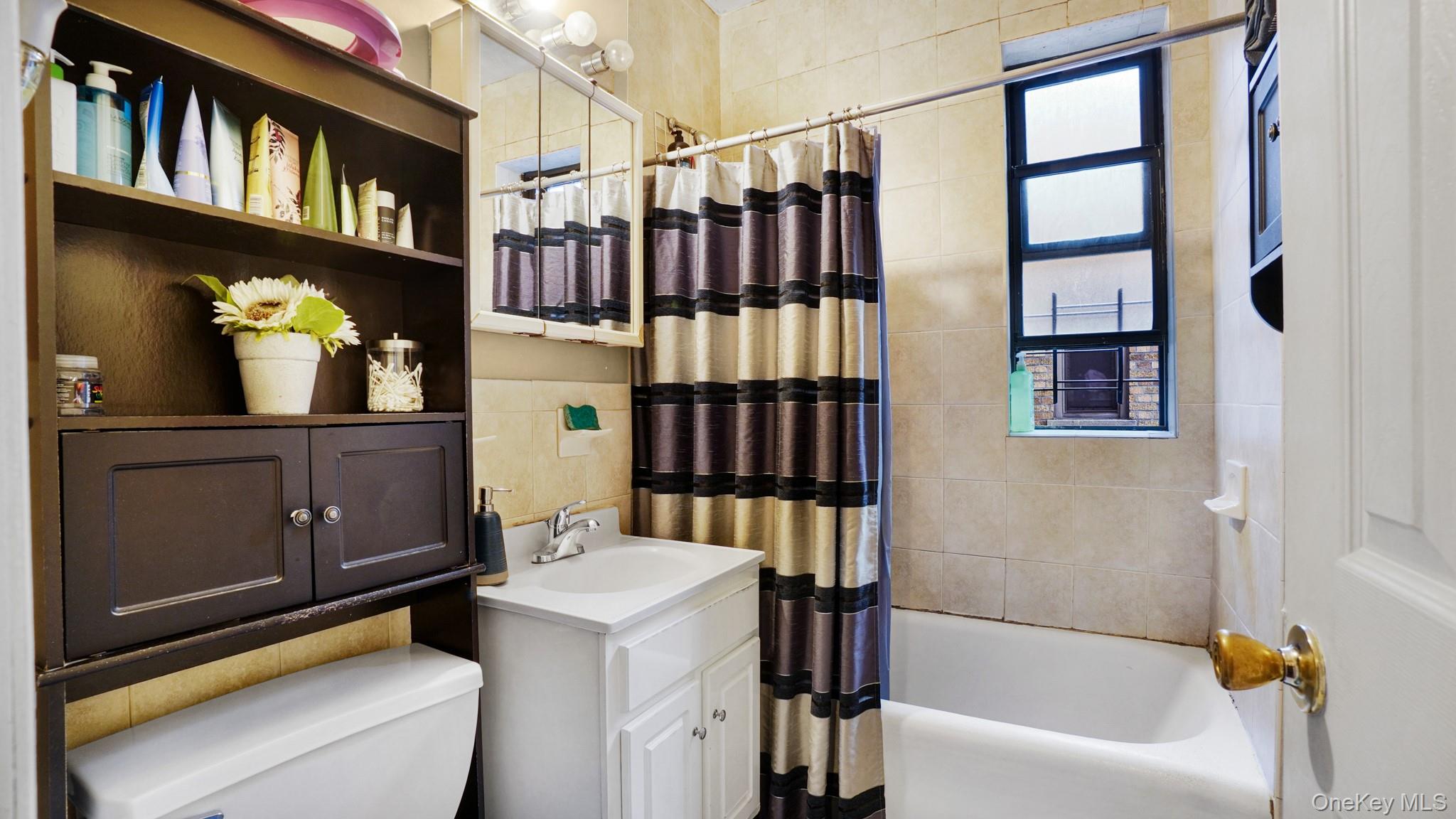 1922 McGraw Avenue # 6I, Bronx, NY 10462