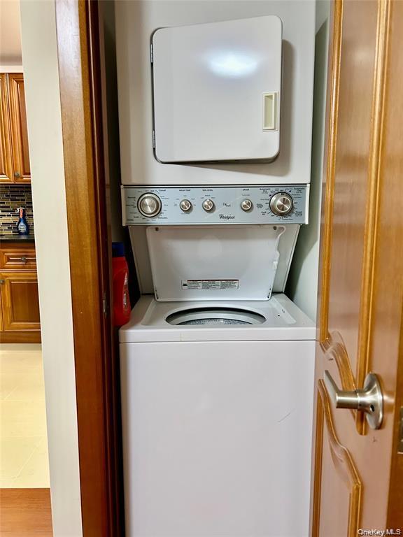 144-69 Barclay Avenue # 3D, Flushing, NY 11355