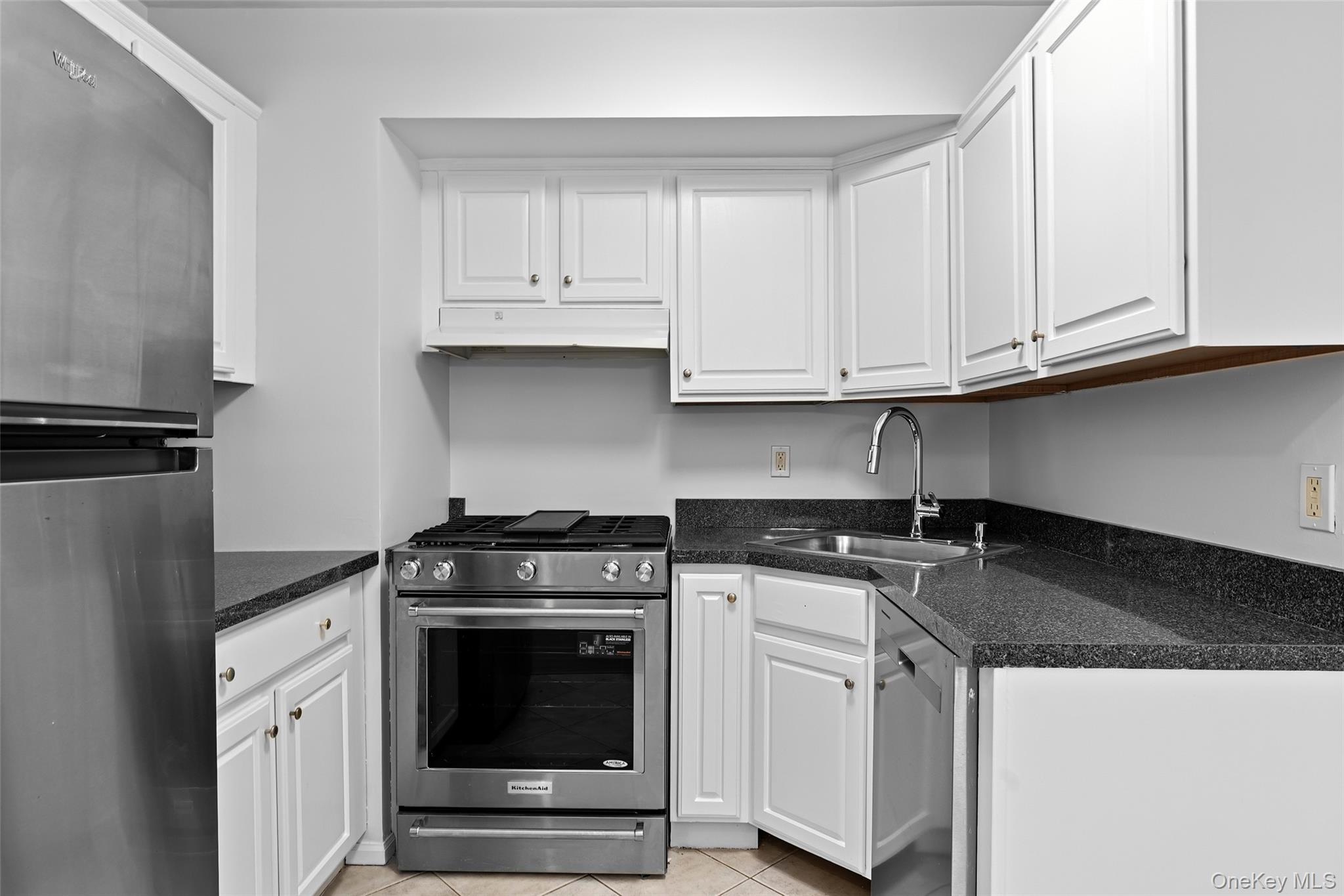 55 Monroe Boulevard # 2L, Long Beach, NY 11561