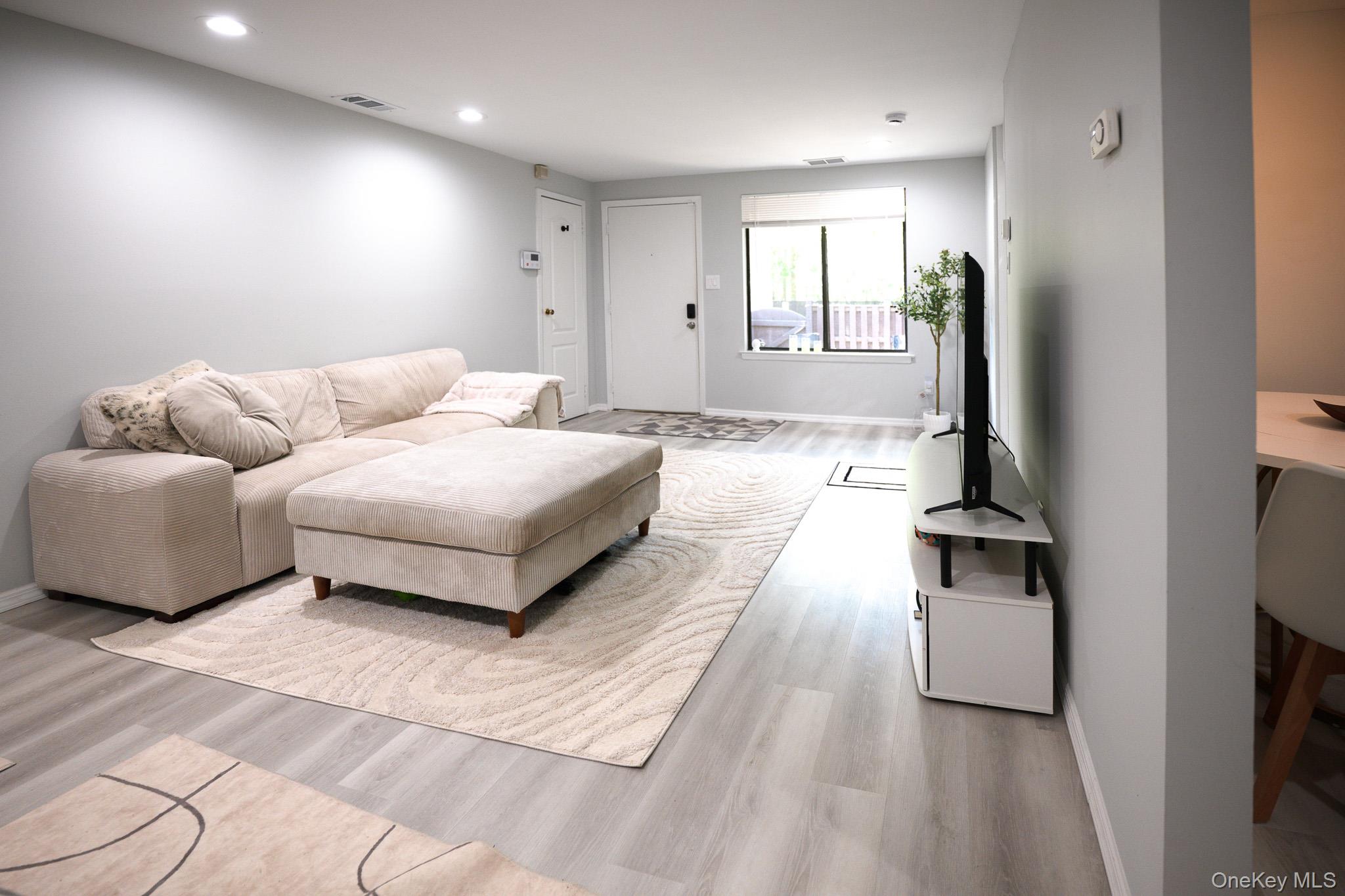 128 Sagamore Hills Drive, Port Jefferson Station, NY 11776