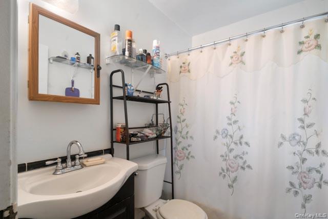 576 Barbey Street, Brooklyn, NY 11207