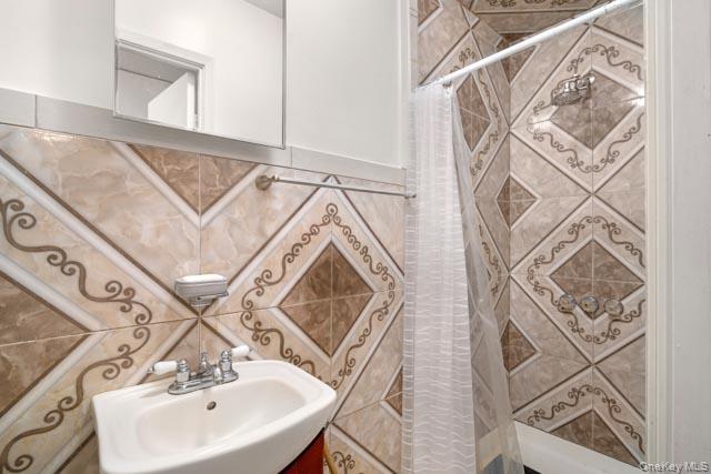 576 Barbey Street, Brooklyn, NY 11207