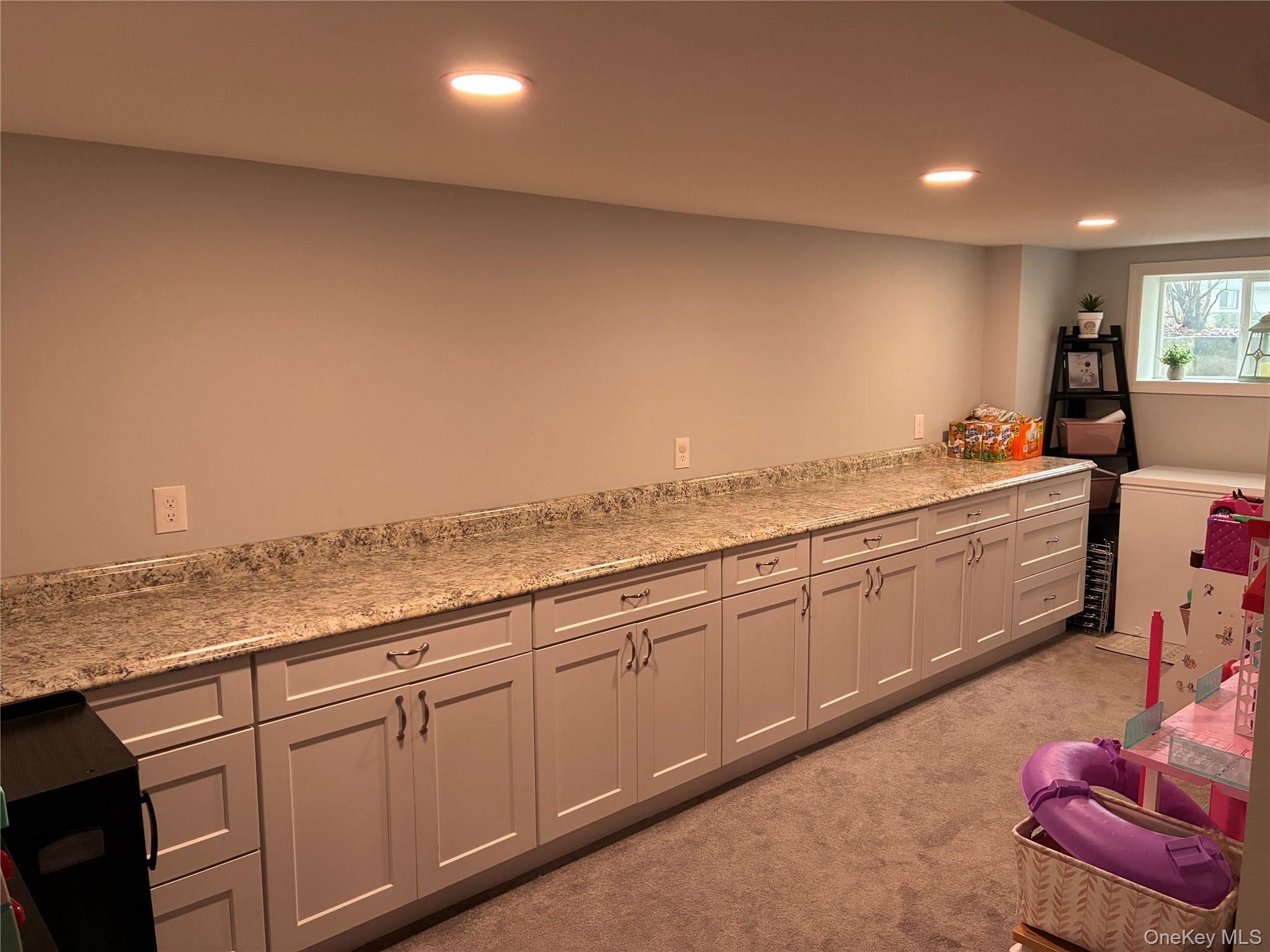 34 Beach Street, West Islip, NY 11795