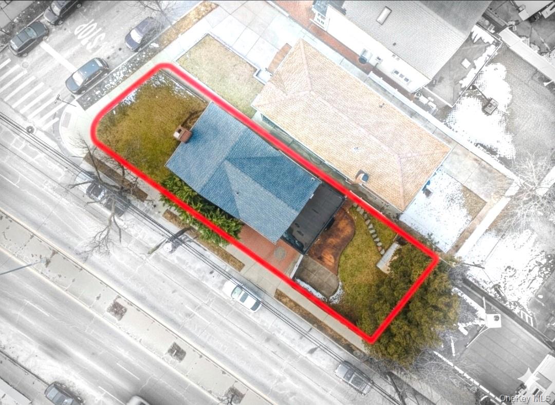 166-07 Union Turnpike, Fresh Meadows, NY 11366