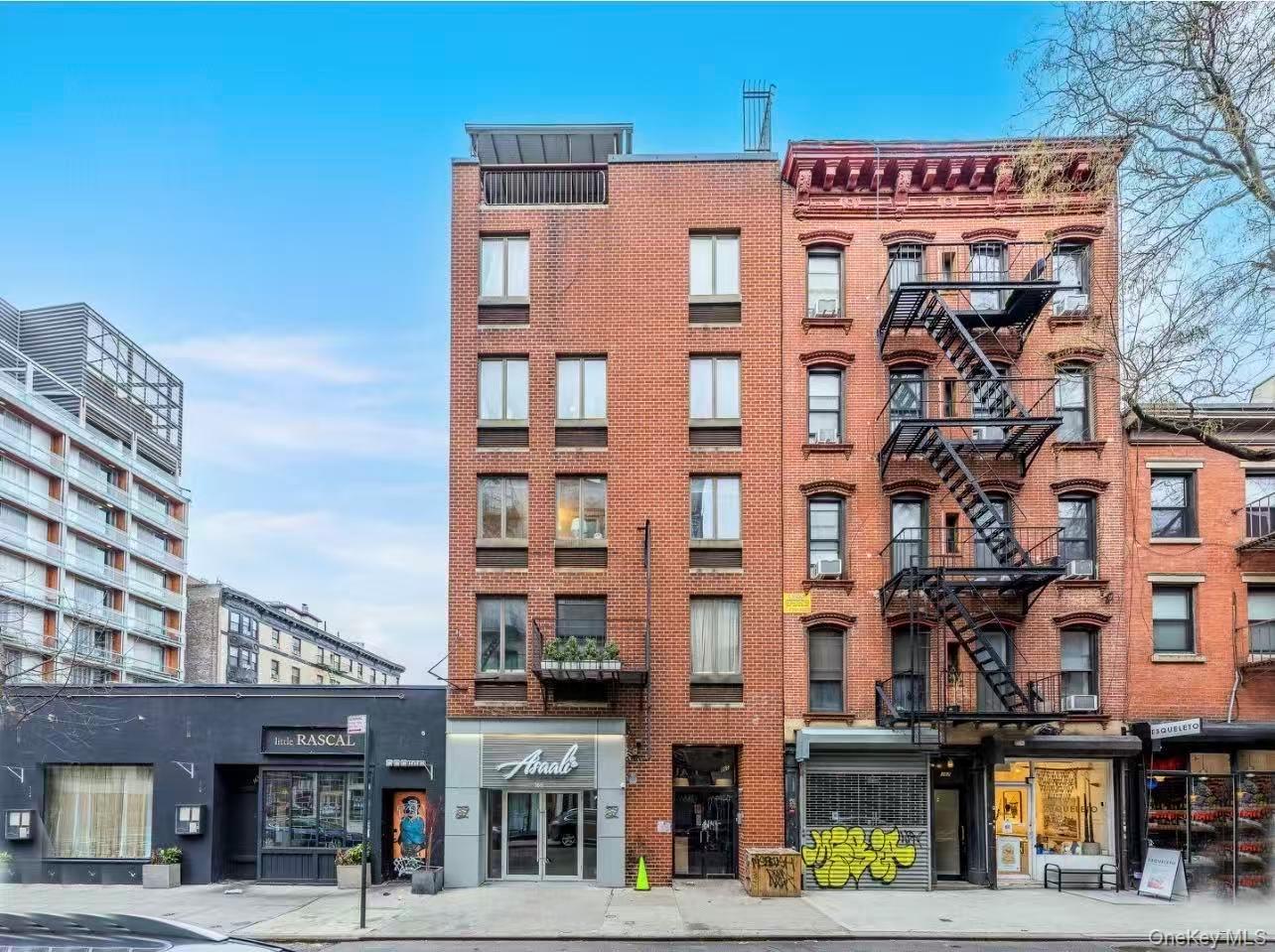 165 Elizabeth Street # 3R, New York (Manhattan), NY 10012