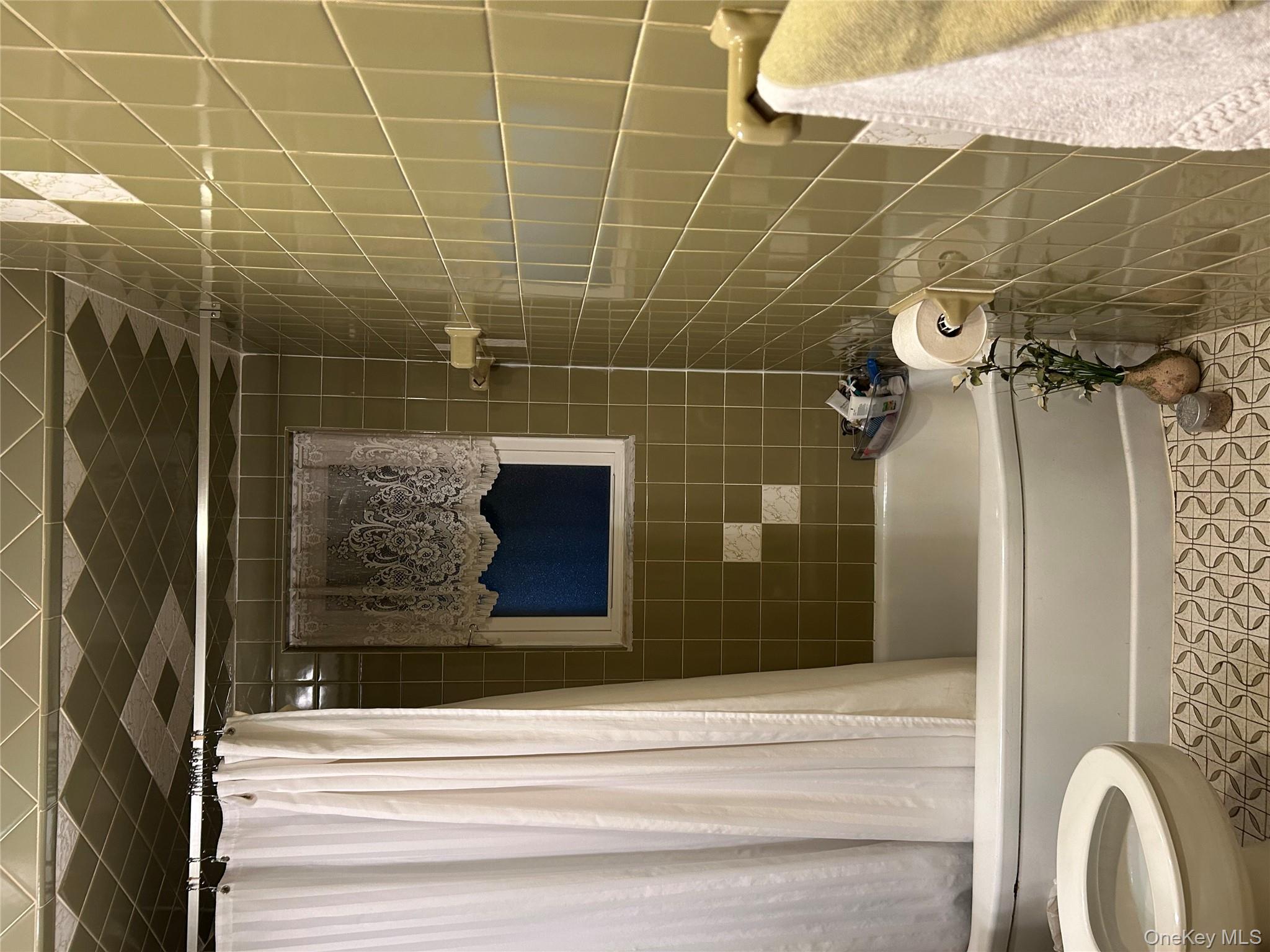 527 Willow Street, South Hempstead, NY 11550