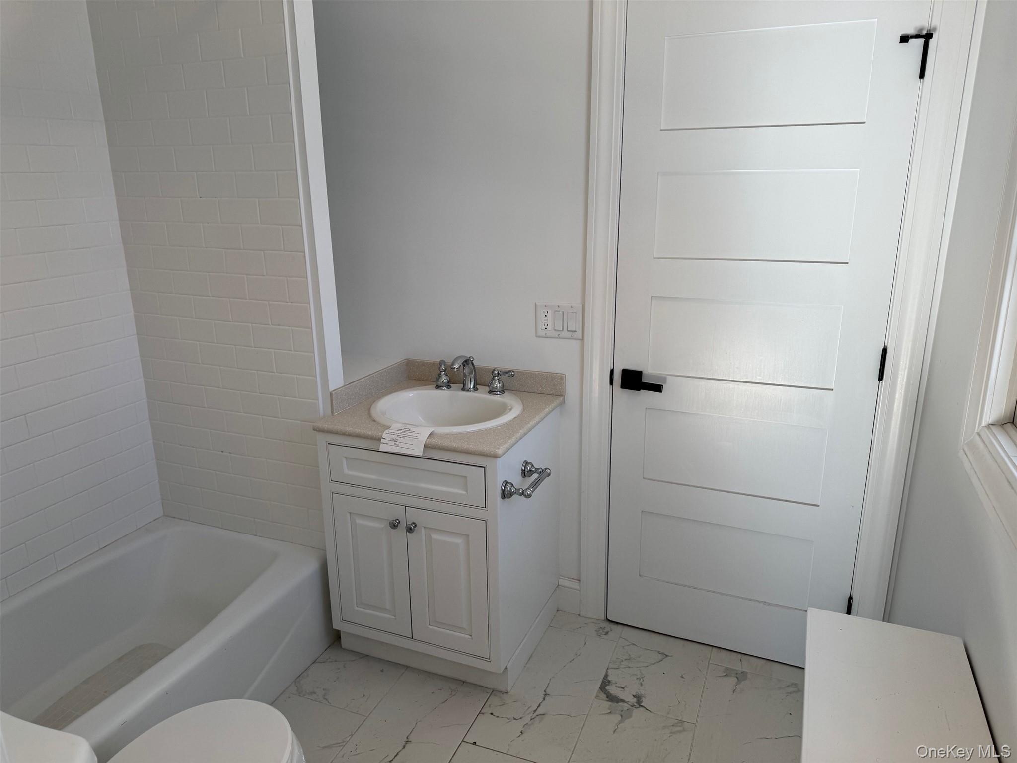 19 Lanark Road, Yonkers, NY 10705