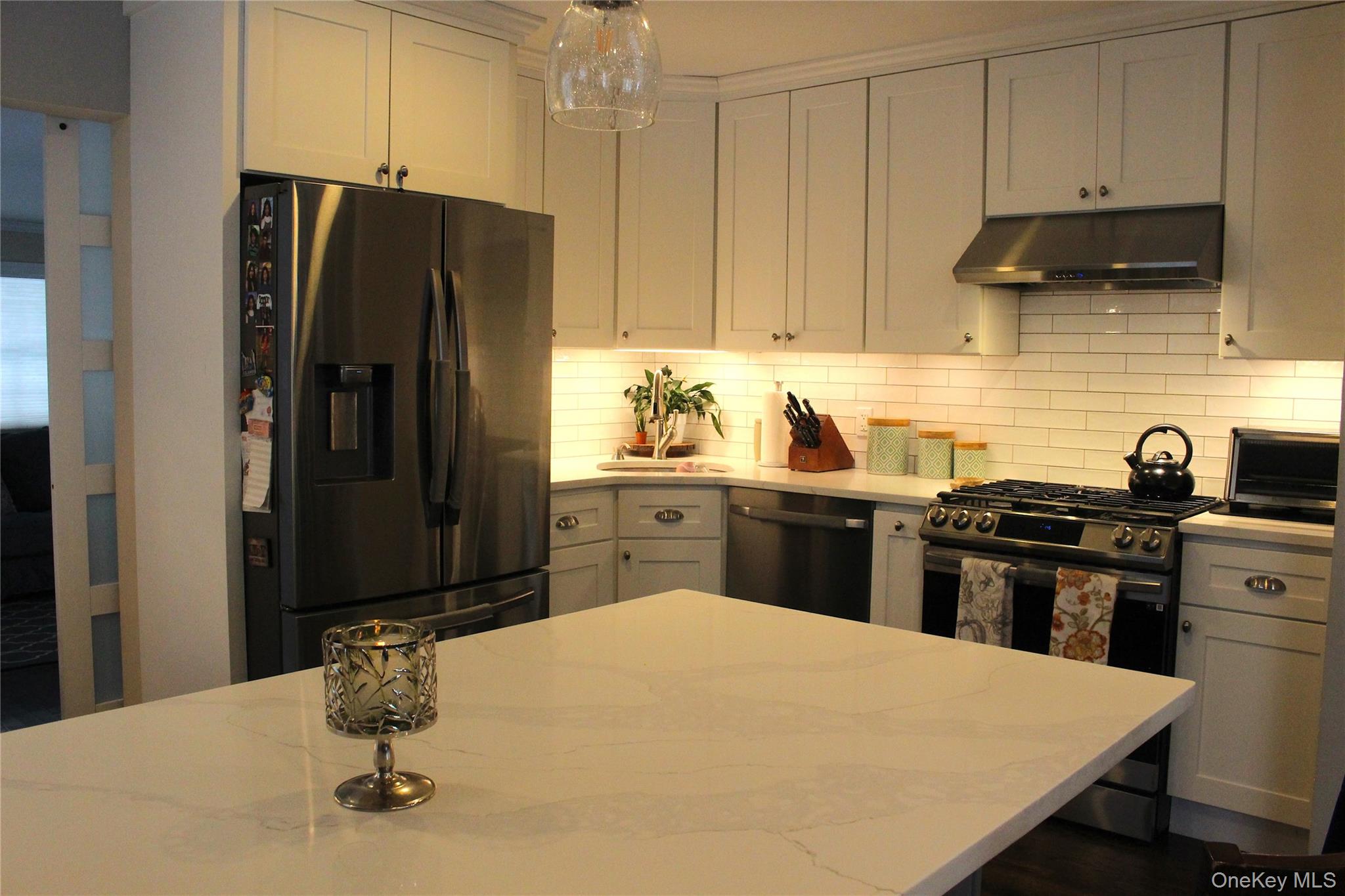 55 Dosoris Lane, Glen Cove, NY 11542