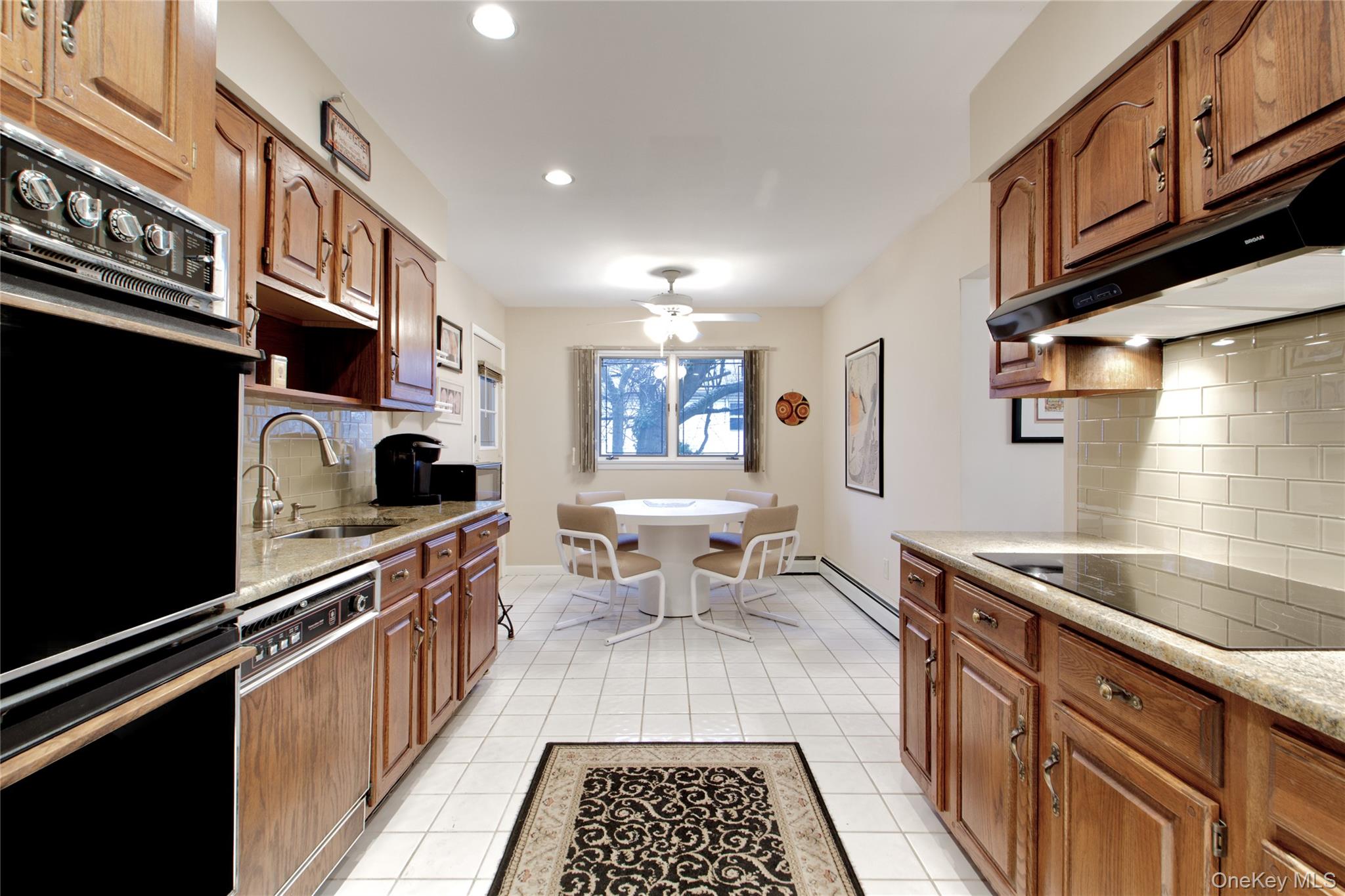 1066 Cedarhurst Street, Valley Stream, NY 11581