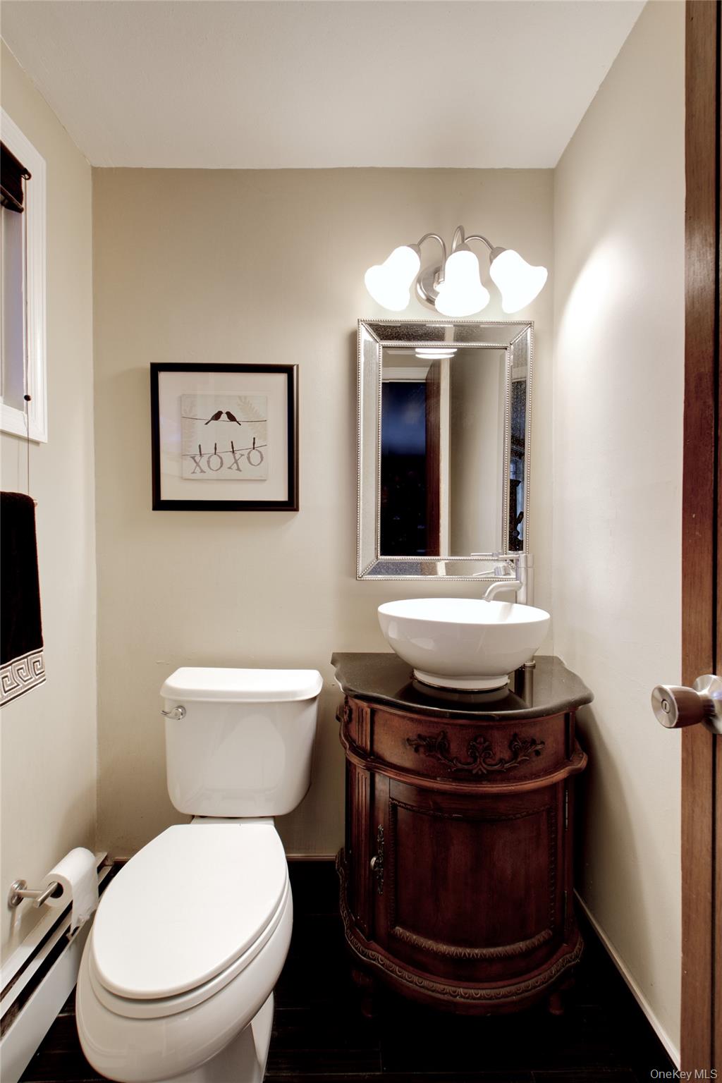 1066 Cedarhurst Street, Valley Stream, NY 11581