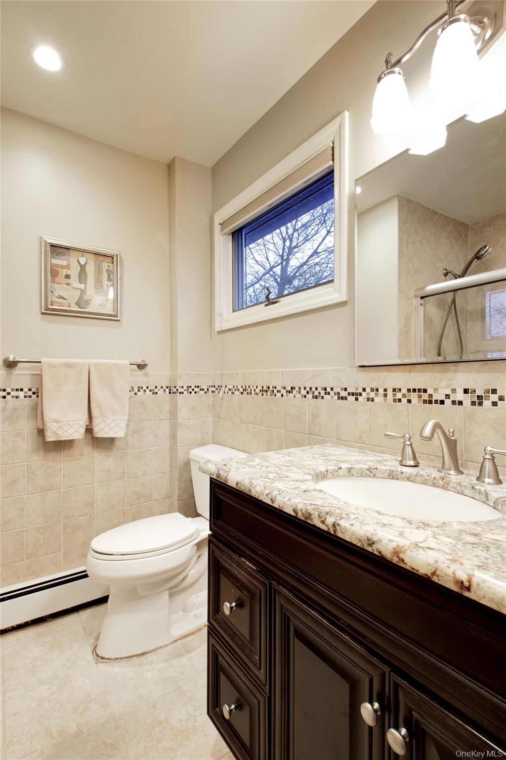 1066 Cedarhurst Street, Valley Stream, NY 11581